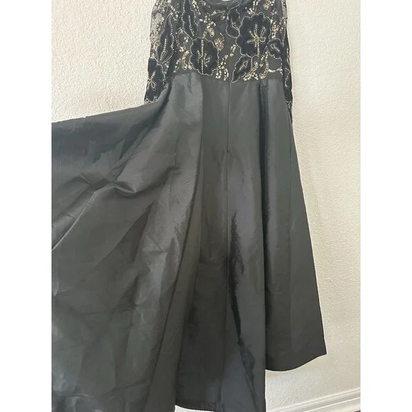 Adrianna Papell Women's Petite Beaded Taffeta-Skirt Gown Maxi Dress Black 6P - Picture 12 of 16